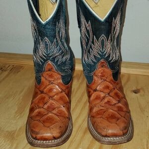 HP Boys Fish Scale Boots - Brown and Blue